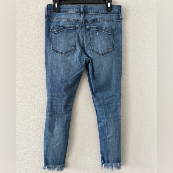 Express Performance Stretch Legging Mid Rise Light Blue Distressed Skinny Jeans - Picture 4 of 5